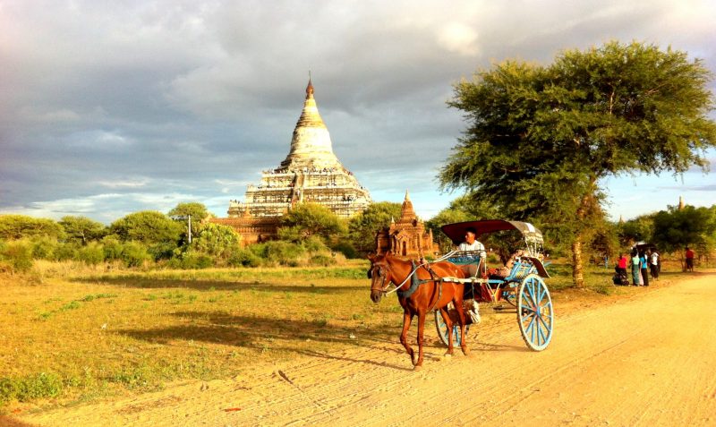 Sightseeing with royal Horse carriage in Bagan (Full Day)