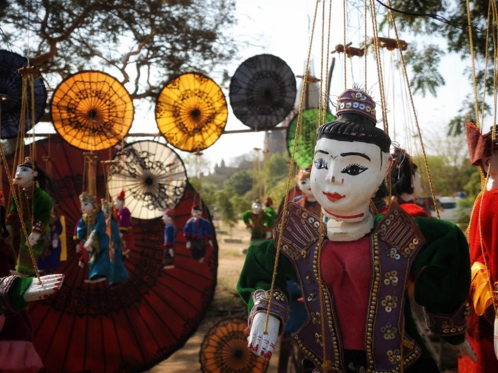 Bagan Photo Day Tour: Capturing the Timeless Beauty of Temples and Landscapes