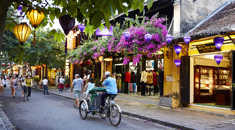 Northern Vietnam Expedition: From Hanoi to Natural Wonders