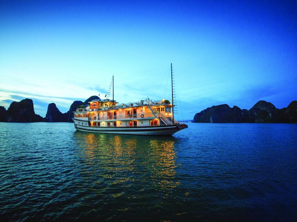 Cozy Bay Classic 3 Star Cruise