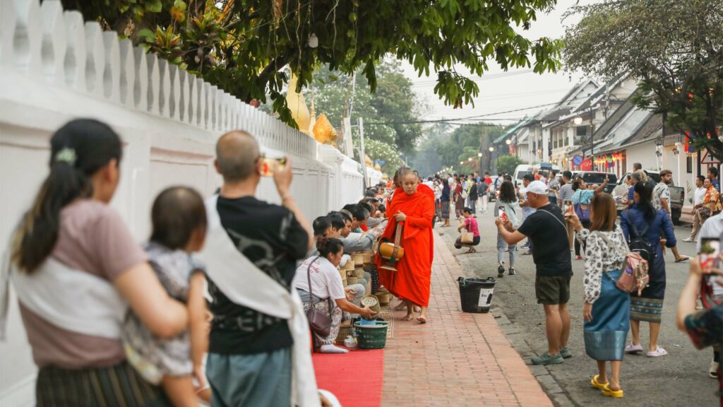 LAOS 9days /8nights TOURS WITH EXPRESS TRAIN FROM VIENTIENE