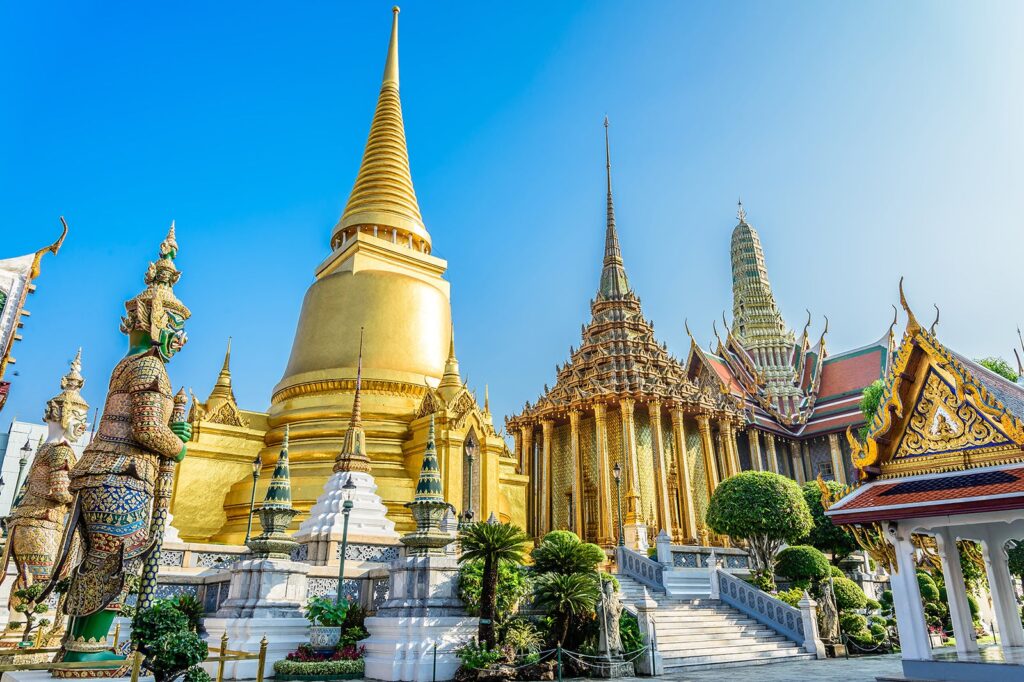 LAOS  9days/8nights TOURS WITH EXPRESS TRAIN FROM LUANG PRABANG-2
