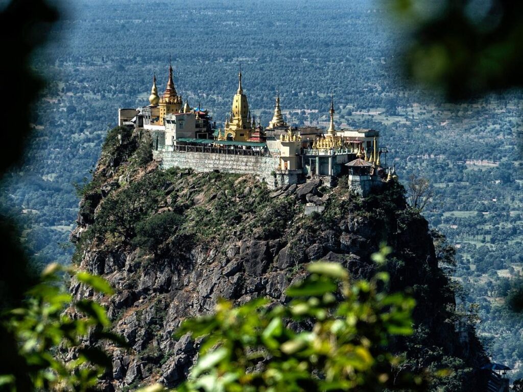 “Myanmar Highlights: A 7-Day Adventure from Yangon to Bagan, Golden Rock & Mt. Popa”