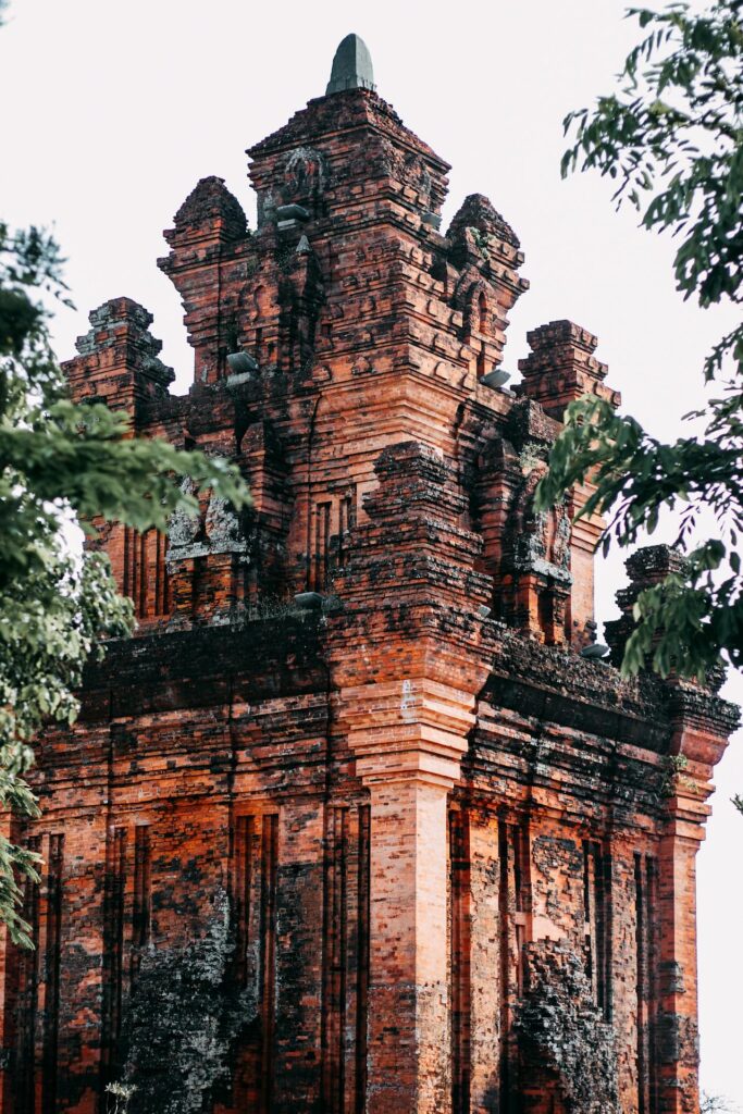 “22-Day Southeast Asia Adventure: Vietnam, Laos & Thailand Discovery”