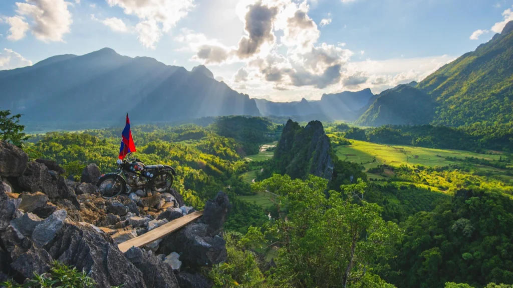 🌄 Timeless Charm Northern Laos – 7 Days / 6 Nights