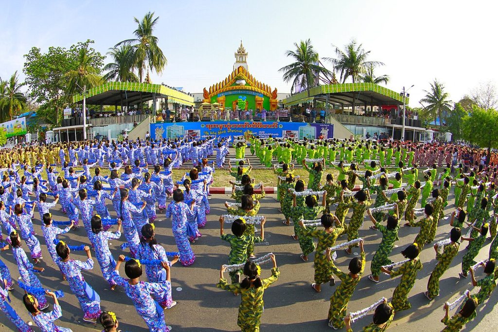 By Htoo Tay Zar - Own work, CC BY-SA 3.0, https://commons.wikimedia.org/w/index.php?curid=19503092