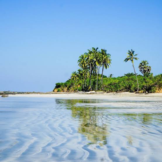 Ngwe Saung Beach